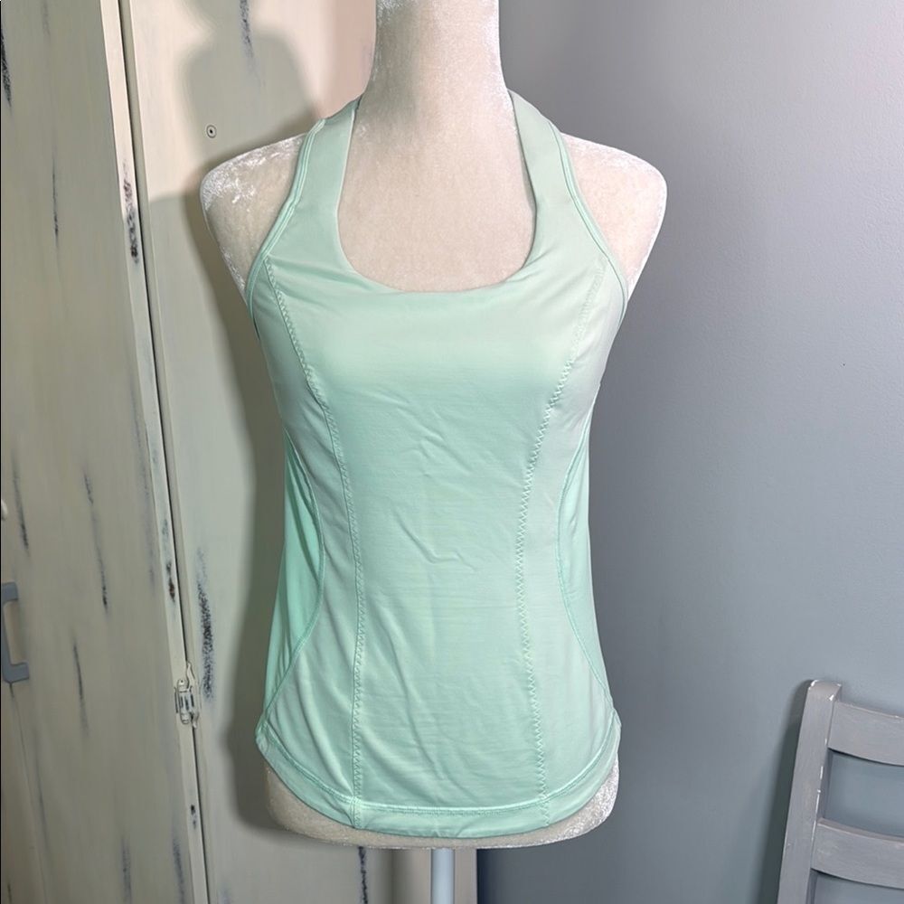 Lululemon Athletica Mint Green Sleeveless Fitted Tank with built in bra